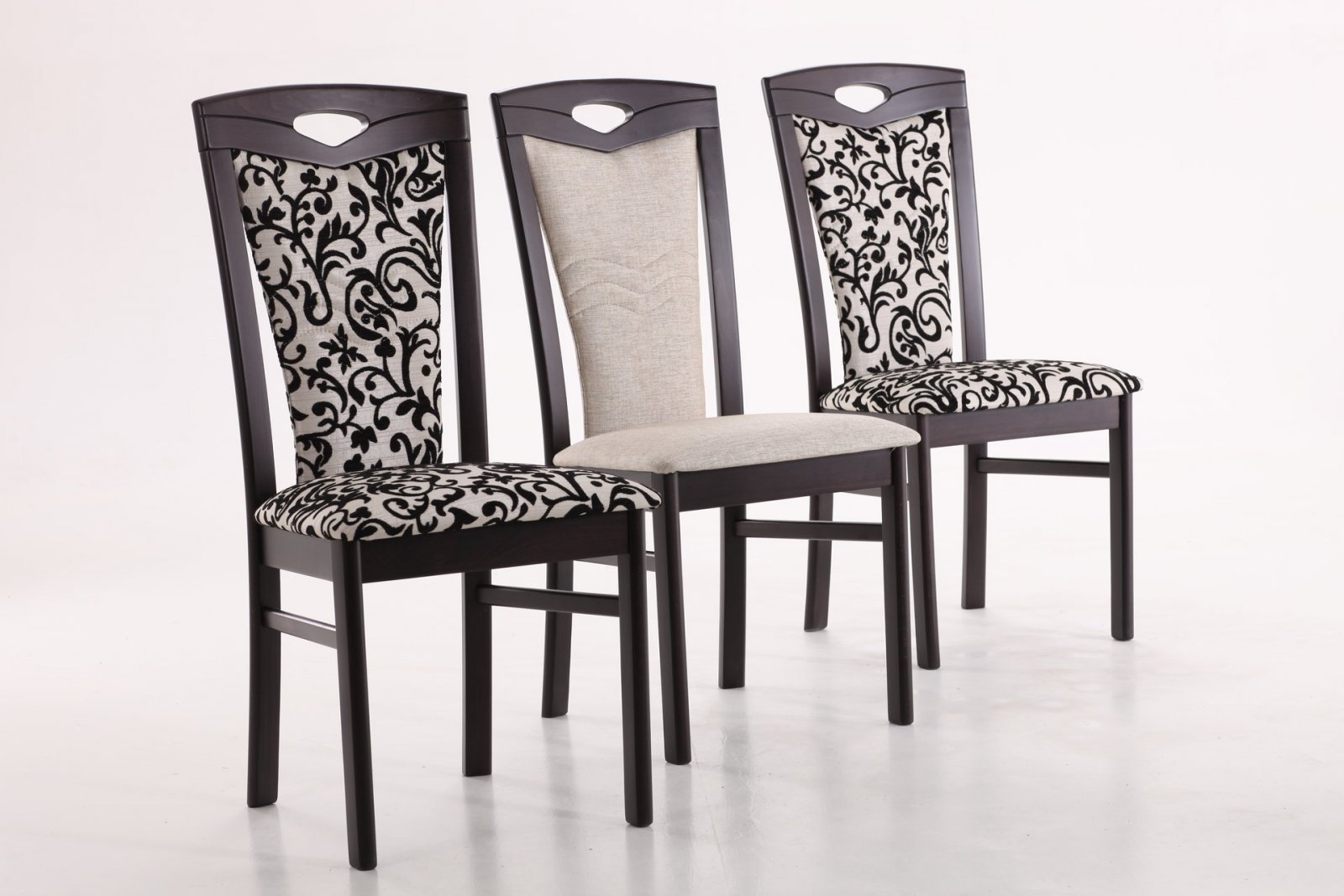 Купить стулья гостиной деревянные. Кухонный стол Mertuno 110. СПК Лазурный стулья. Красивые стулья. Кухонные стулья.